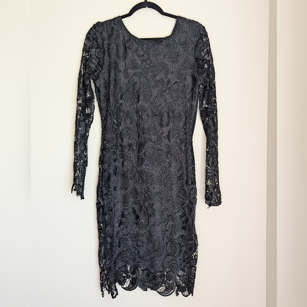 Exquisite Black Lace Plunging Back Evening Dress Size XL